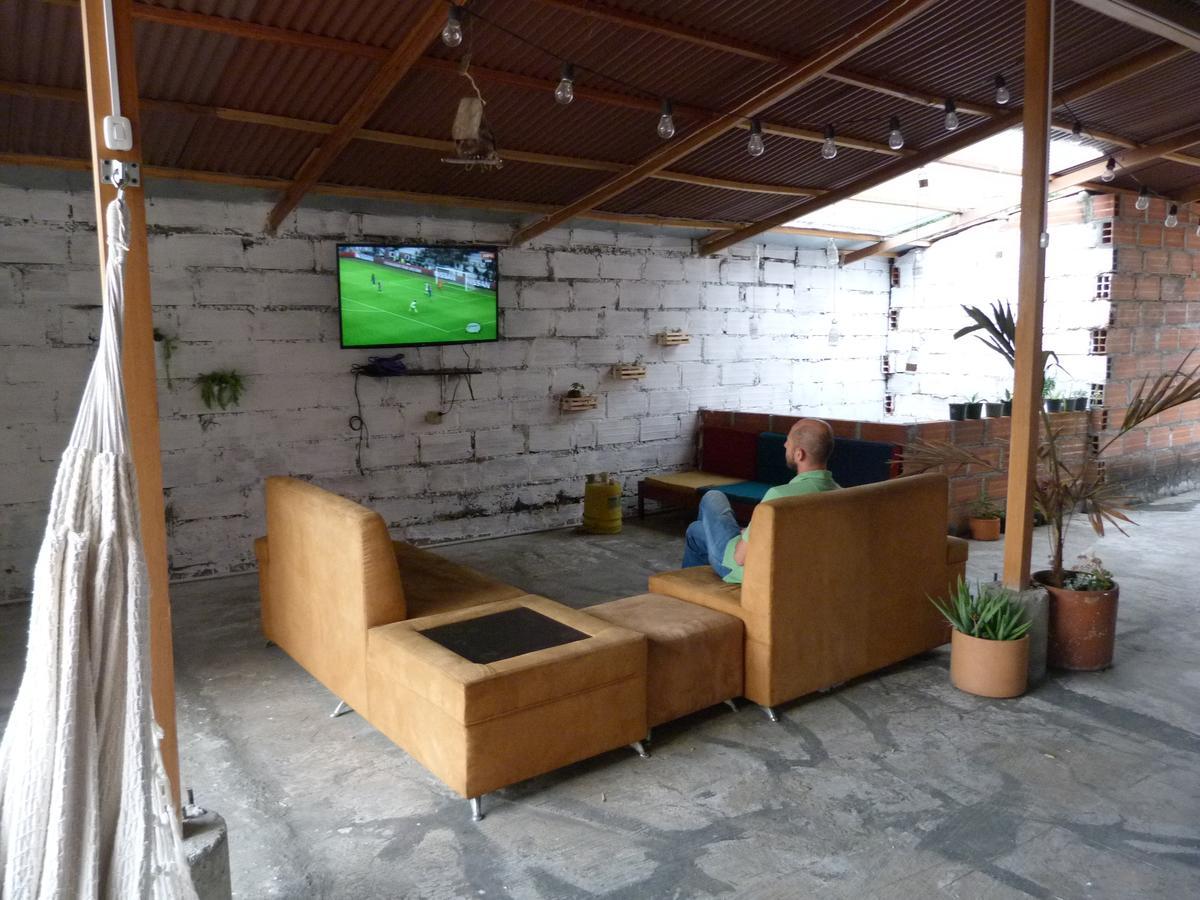 Auberge de jeunesse El Descanso Donde Sara à Medellín Extérieur photo
