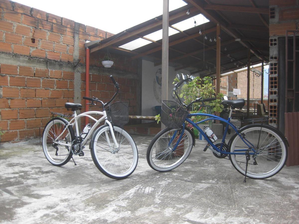 Auberge de jeunesse El Descanso Donde Sara à Medellín Extérieur photo